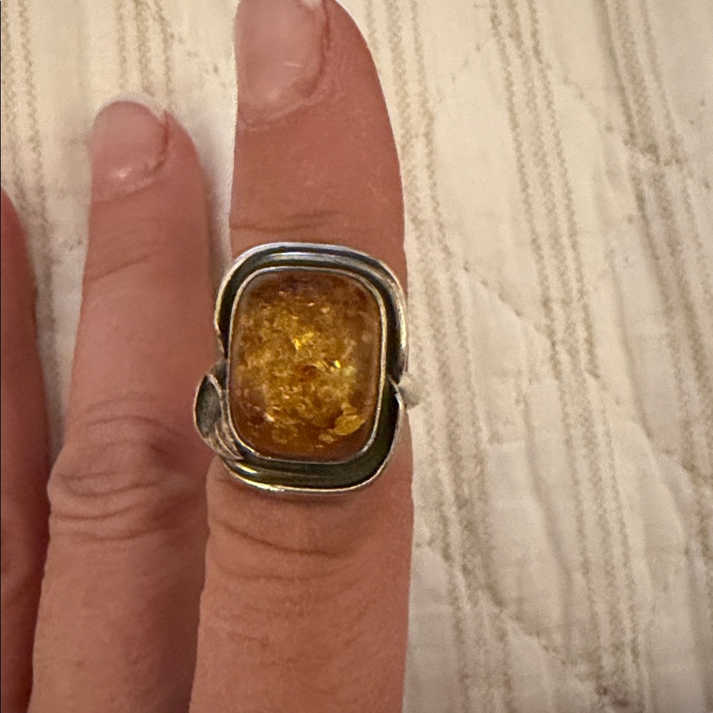 Elegant sterling Silver Amber Ring size 6.5